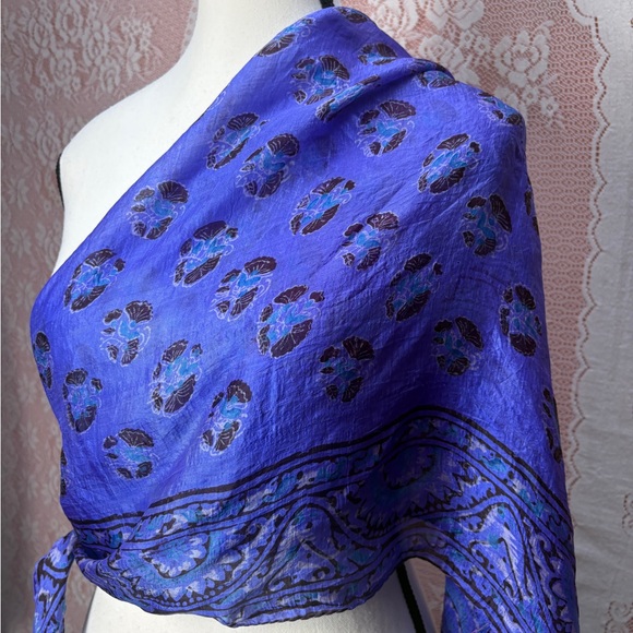 Vintage 100% Silk Purple Scarf 34” Square - Picture 2 of 6